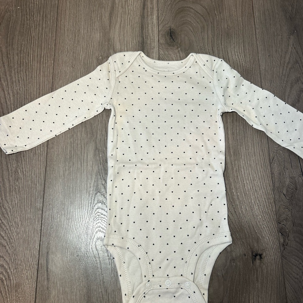9M Baby Heart Long Sleeve Carter’s Onesie